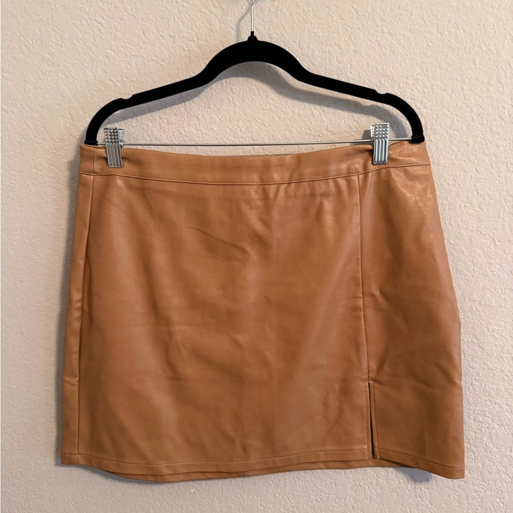 Pink Lily Faux Leather Mini Skirt – Camel Brown – Size XL